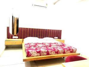 K D Motels