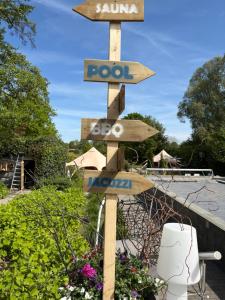 Witte Merel Glamping