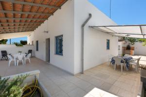 Casa Uccio by BarbarHouse