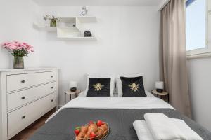Lumina I 2BR Apart with Balcony I AC I near Złoty Tarasy