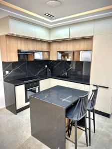 Casino Front Luxury Apartment 2