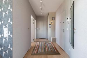 Solidarity Suites
