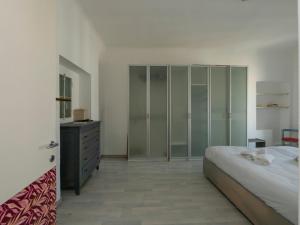 HomeLovers Spacious Flat B Aires District MM1