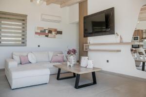 Rodia Luxury Villa