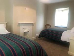 Historic Woodland View Retreat in Cahir Town