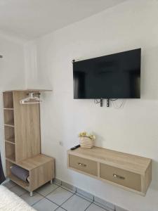 Olimpus Sunset Studio