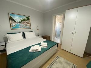 Robert Apartament Center