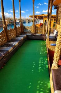 De Laila House Boat by Sterling