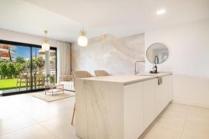 Elegant Garden Apartment in Higuerón