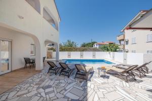 Vila Mata by El-pi tours