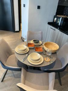 Horizon Vibes 2Br Apartment, Next To Azure and Ibis Hotel