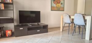 Quiet Apartment near Appia Antica 2 Bathrooms & Terraces