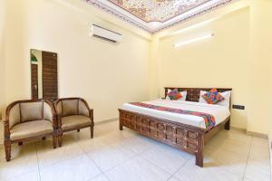 FabHotel Prime Vanshil Heritage