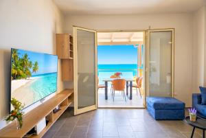 Hill Apartment with Sea View in Durres 061