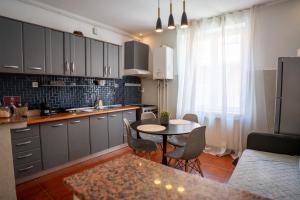 Barrique 13 - Breakfast at Restaurant & Minibar - Old Town