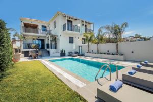 Eagles Nest - Adjoining Villas!