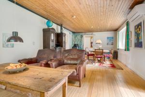 Spacious Holiday Home With Terrace, Wood-Burning Stove And Large Plot