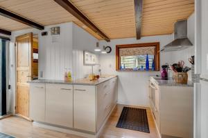 Lovely Cottage With Wood-Burning Stove And Water View
