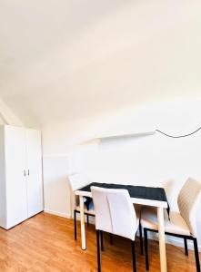 Affordable Rooms in a Villa with Garden near Danube For Long stay