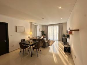 Thewalk2 Pool View ~ 5 mins from Airport