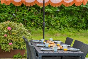 Nordic Beach Retreat Near Dronningmolle Beach