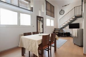 Unique Historic Factory Duplex - Only 15 min walk to Las Ramblas