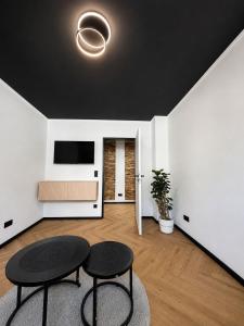 E&S Apartments 2