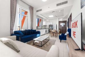 StayShort - Stylish 1 Bed Apartment in Al Jaddaf for 2 with Pool & Gym