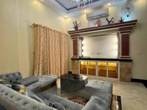 Osman Mansor House