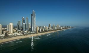 Soul Surfers Paradise 3 Bedroom Beach Apartment