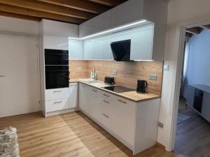 Prémium 4 szobás apartman erkéllyel, parkolóval