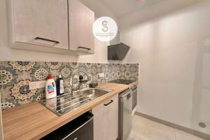 Le Cocon dAuguste Arles - WiFi & Air Conditioning