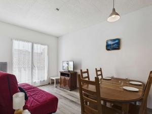 Appartement 3 pièces proche plage et commerces, 6 couchages, balcon – Agde - FR-1-423-198