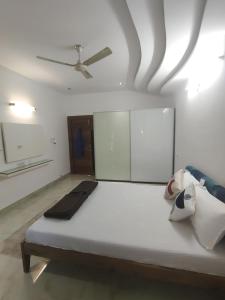 2 BHK Premium Apartment Delloite Gachibowli AIG