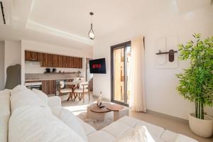 Modern Studio with Unobstructed View Near Gueliz