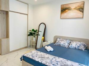 Modern Studio - Million-Dollar Park View