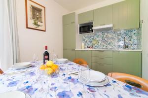 Casa di Giò Apartment, Pool, 200m from Lake Garda