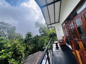 Rest Full Homestay