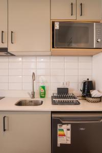 Chic 1BR Bellavista Dining & Hospital Access