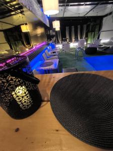 splash pool house