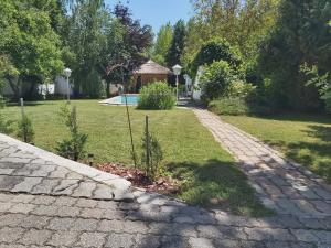 Bakonyi Napsugár Vendégház Döbrönte
