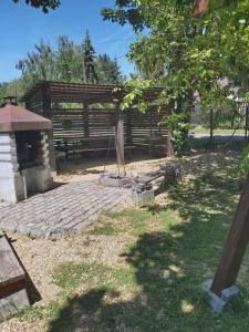 Bakonyi Napsugár Vendégház Döbrönte