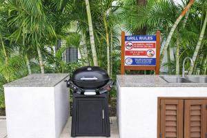 2 pools and beach club 10 minutes away - Chaká Condo