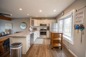 Summit & Shore by Railey Vacations