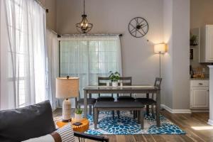 Modern Arcadia Escape At Madison Pet Friendly