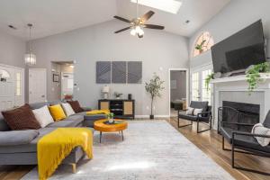 Modern Arcadia Escape At Madison Pet Friendly