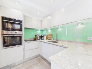Appartement Centre Les Gets, Pied des Pistes, Belle Terrasse, 2 Ch, 1 Cabine, 68 Couchages - FR-1-623-99