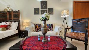Authentic Arabian Viva Bahria T29 -Free&Private Beach Access