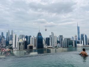 Regalia Residence The Sky Pool KLCC Luxury Suite by SS