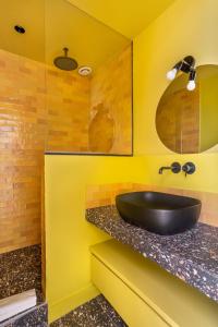 Recently renovated 3BD next to Invalides